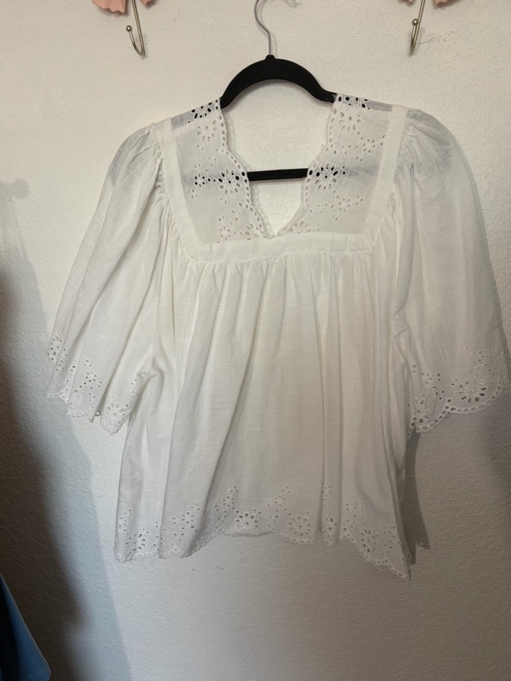 Free People White Broderie Anglaise V-Neck Peasant Top - Picture 2 of 5